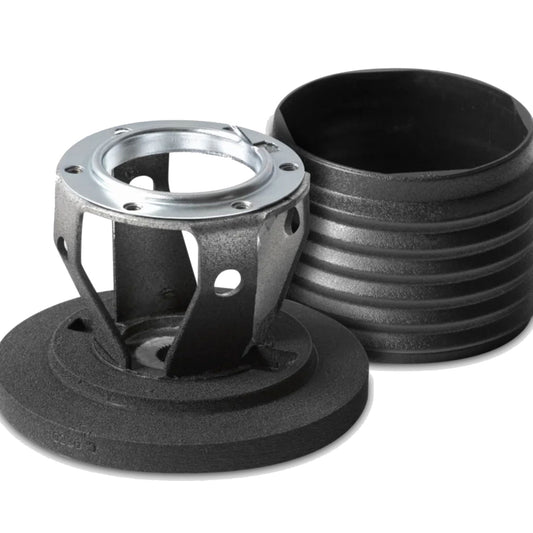 Momo Steering Hub Adapter for Nissan D21 Hardbody